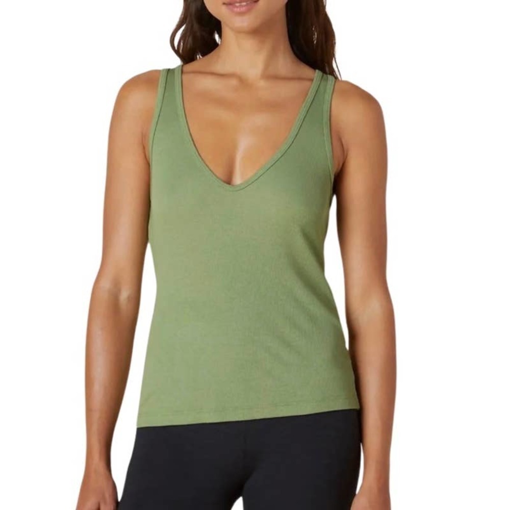 New Beyond Yoga Take The Plunge V Neck Tank Top Rosemary